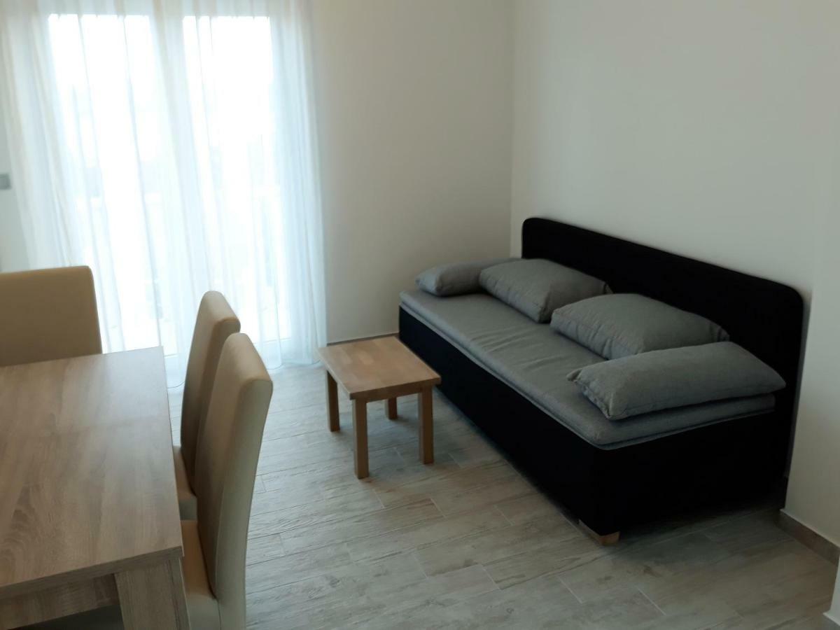 Apartmani Vinko 볼 외부 사진
