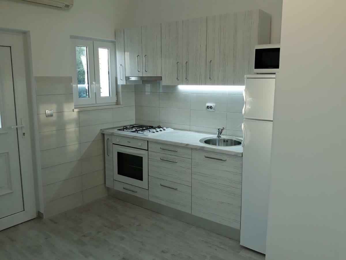 Apartmani Vinko 볼 외부 사진